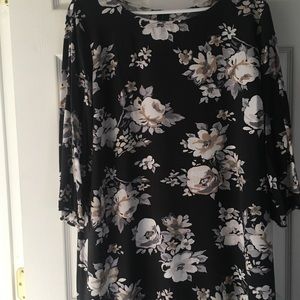 Old Navy floral dress